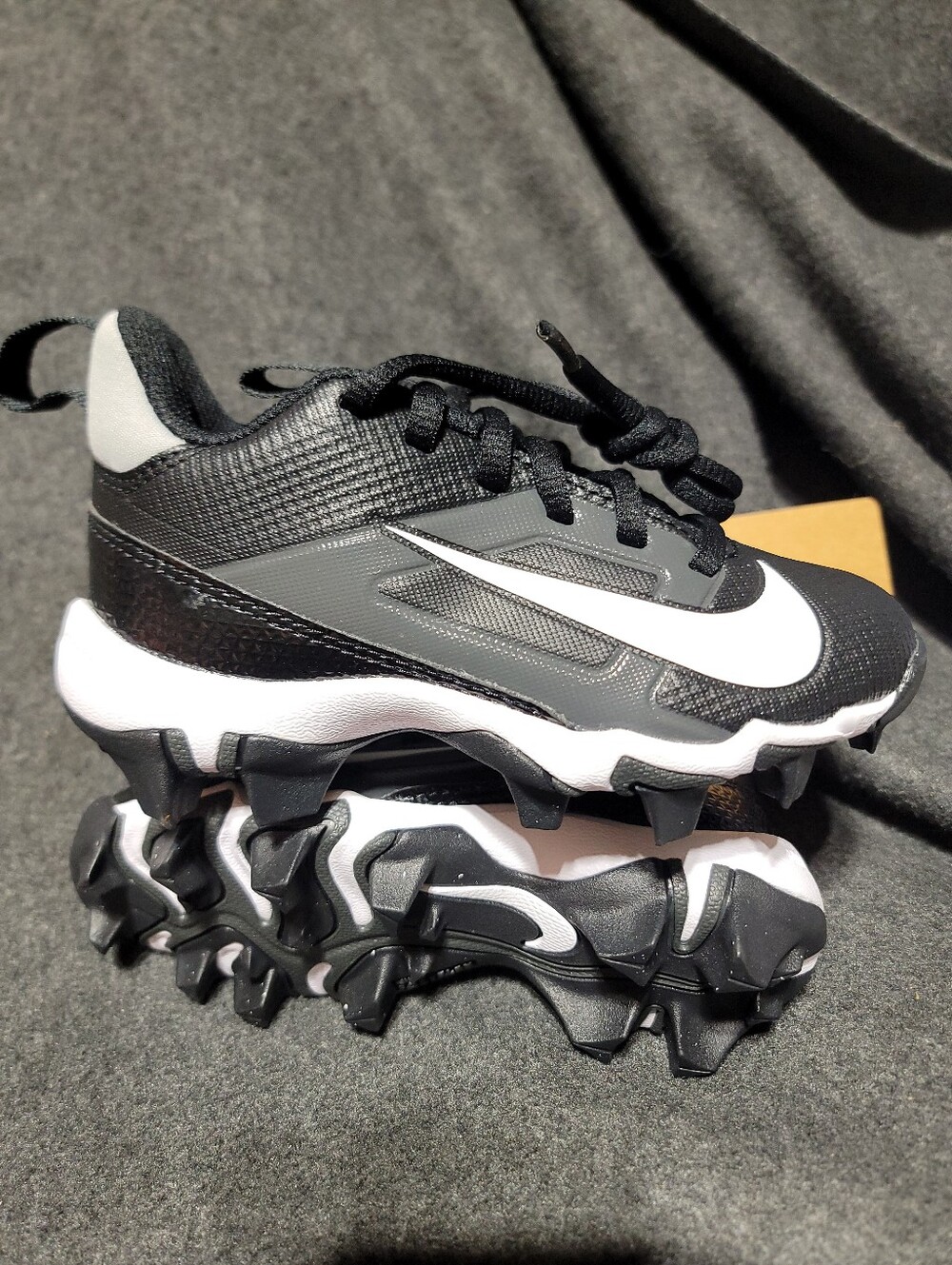Nike Alpha Menace 4 Shark youth football cleats Size 10C